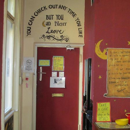 Carpe Noctem Hostel Budapest Bagian luar foto